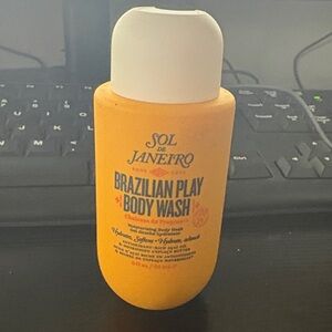 Sol de Janeiro Brazilian Play Body Wash in Bright Yellow